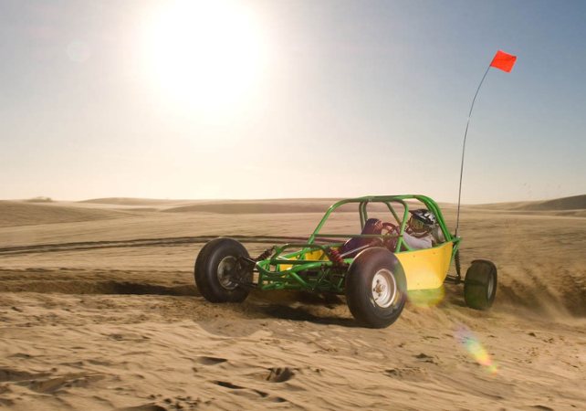 desert buggy chase