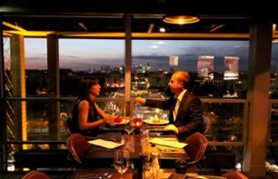 Jantar no restaurante do primeiro andar da Torre Eiffel – 58 Tour Eiffel