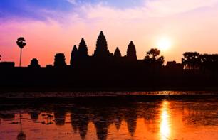 Lever du soleil au temple Angkor Vat - Au départ de Siem Reap