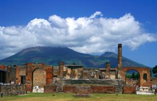 Day trip to Pompeii & Naples – Leaving from Rome