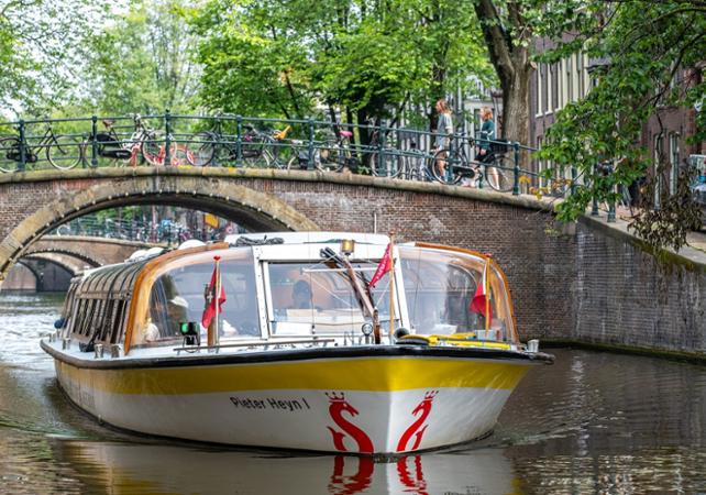 Croisière sur les canaux d'Amsterdam depuis la Gare Centrale ou le Rijksmuseum - Audioguide inclus