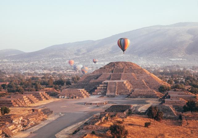 Visite de Teotihuacan au lever du soleil