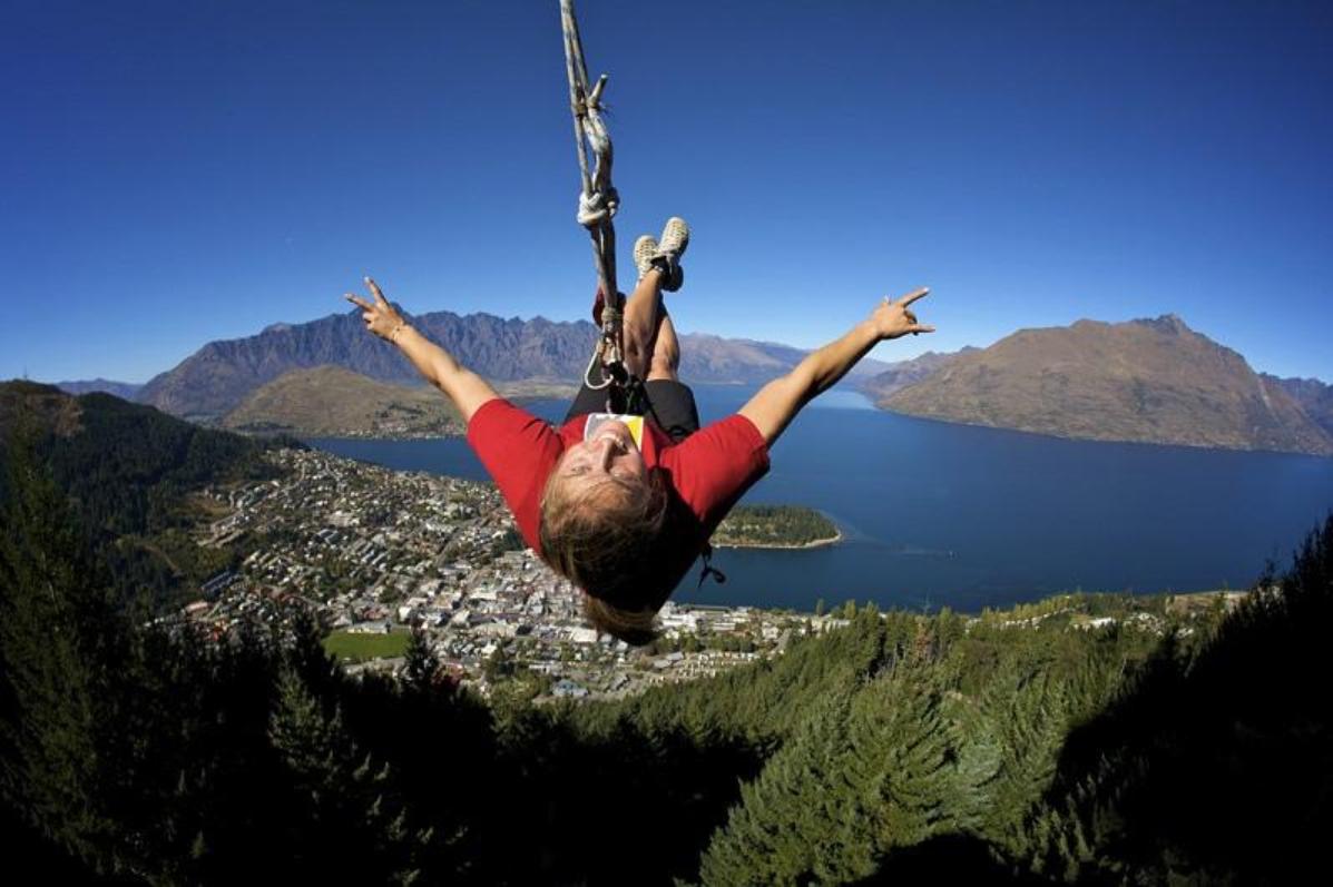 Extreme Bungee Jump: Cable Car up Bob's Peak + Dive into the Abyss