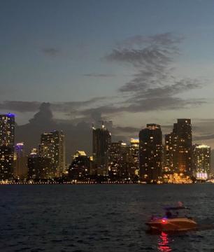 Croisière dans la baie de Biscayne à la tombée de la nuit - Miami