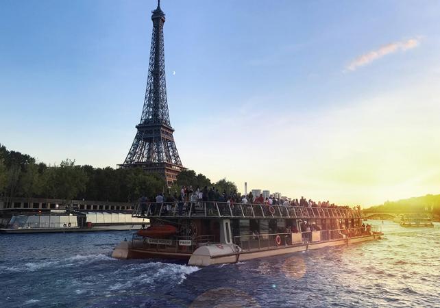 Seine River Cruise – Bateaux Parisiens