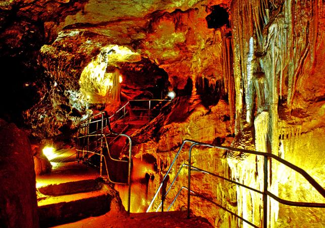 Visite nocturne de la grotte de Baume Obscure avec un guide spéléologue - à 1h10 de Cannes