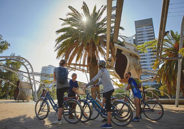 Visita guiada à Barcelona de bicicleta - em francês