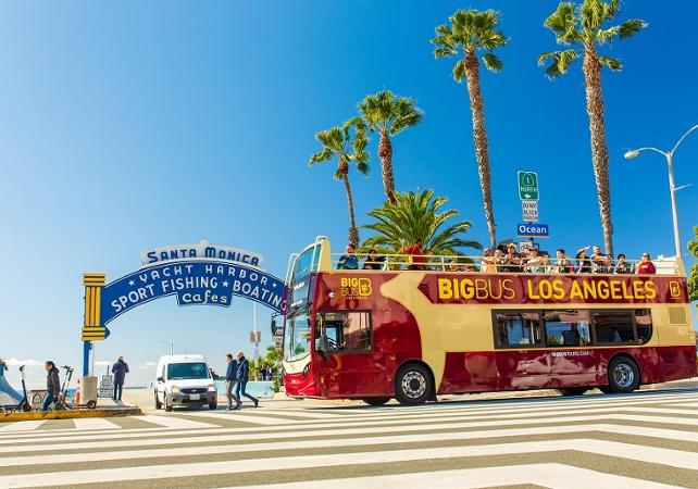 Los Angeles Panoramic Sightseeing Bus Tour - Multiple Stops - 1 or 2 Day Pass