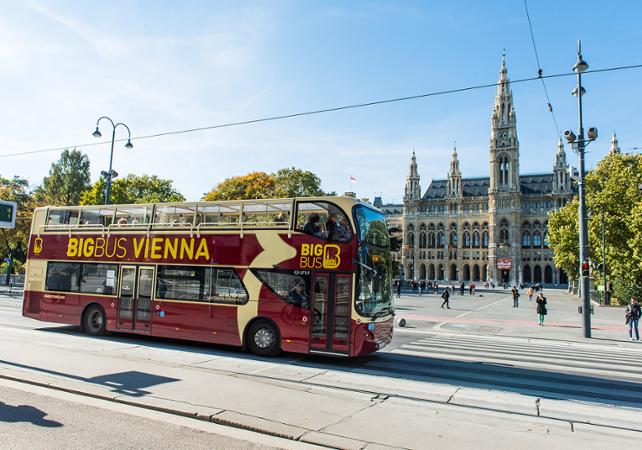 Hop-on, Hop-off Bus Tour of Vienna – 1, 2 or 3 day Pass