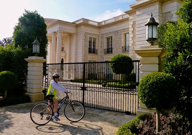 A la découverte des maisons de stars de Beverly Hills à vélo – Visite libre avec un iPad et location pour 4 heures