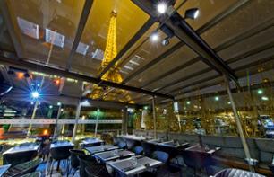 Abendessen im Restaurant „Le Bistro Parisien“ – am Fuße des Eiffelturms