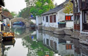 Discover Zhouzhang by train, leaving from Shanghai - Private guided tour
