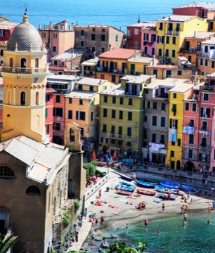 Day Trip to the Cinque Terre and Boat Tour– Departing from Florence