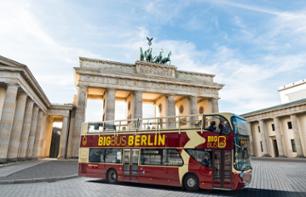 Berlin sightseeing tour by panorama bus with multiple stops - 24h or 48h pass