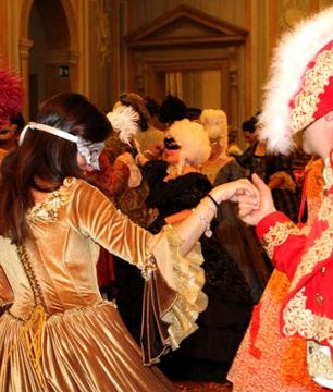 Dîner costumé au Carnaval à Venise à l'hôtel Danieli
