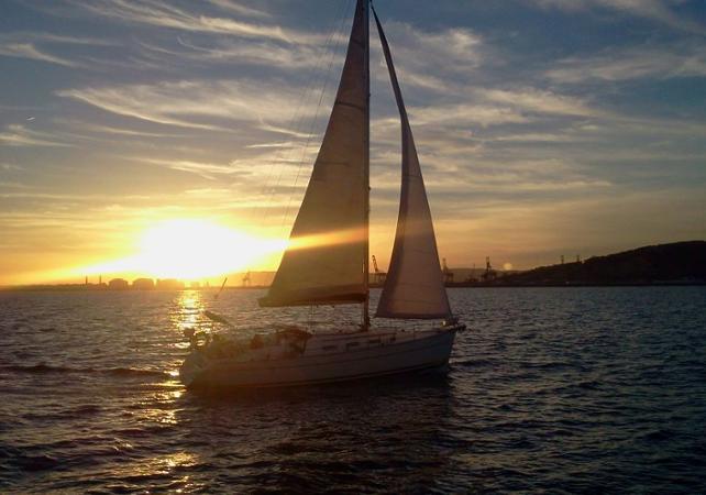 Sunset sailing boat cruise - Barcelona