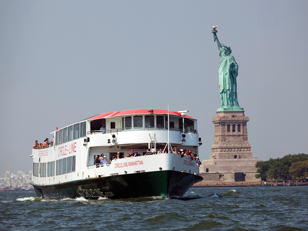the statue cruises ferry