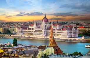 Guided walking and coach tour of Budapest (4hrs) - in small groups