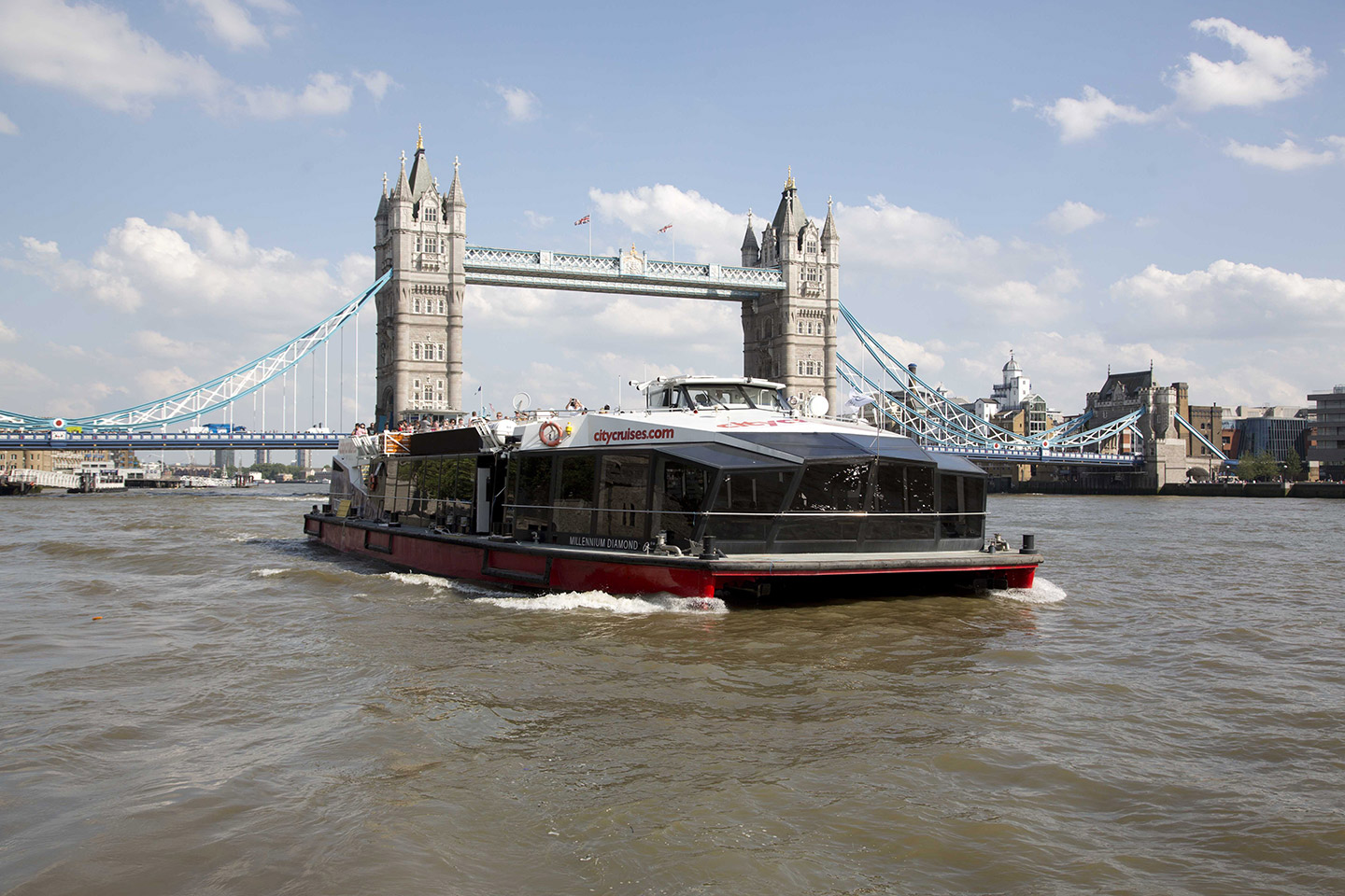 thames boat cruises & events incorporating mainstream leisure