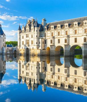 Visit the Loire Châteaux: Skip-the-line entry to Chambord, Chenonceau, and more!