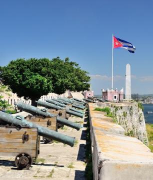 Visite guidée des forteresses et cérémonie des canons à la Havane - Transfert hôtel inclus - En français