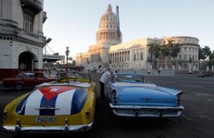 Private transfer from Havana airport to the city centre in a vintage car