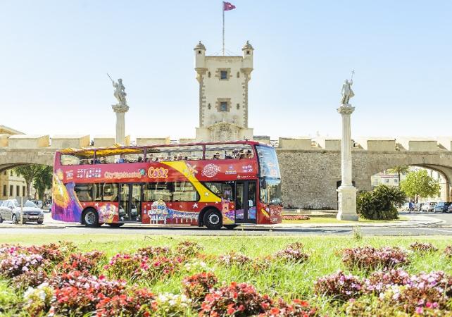 Visite de Cadix en bus panoramique à arrêts multiples - Pass 1 jour