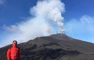 Excursion d'une journée au volcan Etna (2950m)- Niveau facile - Transferts depuis Catane & déjeuner inclus -  En français