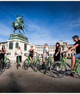 Visit Vienna by bike 