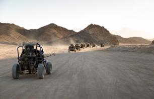 Excursion dans le désert d'Hurghada - Quad, buggy, dromadaire et dîner spectacle au coucher de soleil