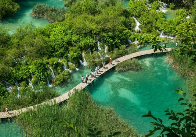 Excursion d'une journée au parc national de Plitvice - Au départ de Split et Trogir