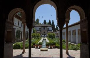 Visite privée à pied du palais de l’Alhambra à Grenade