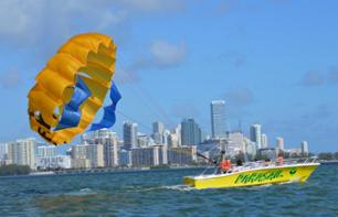 Parachute ascensionnel au dessus de la baie de Biscayne à Miami (7 à 12 min de vol)