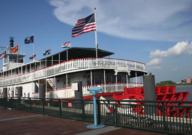 Croisière Jazz sur le Mississipi et déjeuner à bord du Steamboat Natchez