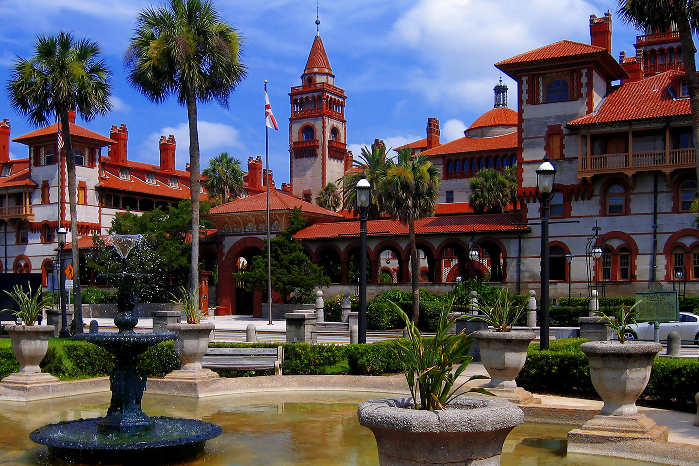Visit St Augustine on foot, by trolleybus or by bus Transport from