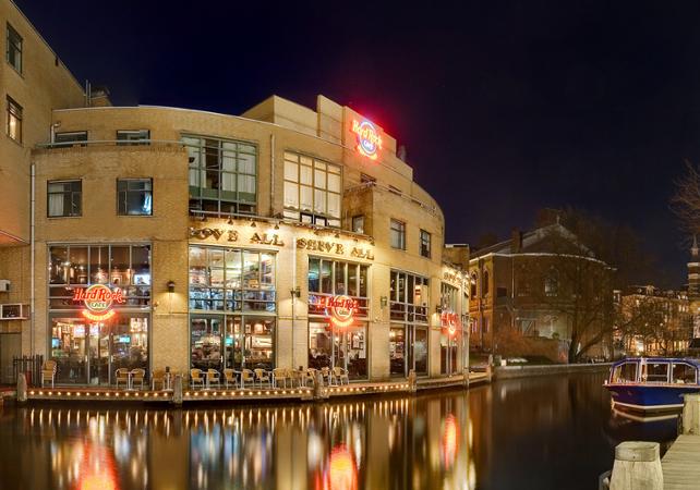 Hard Rock Cafe Amsterdam: Priority Access + Meal Included
