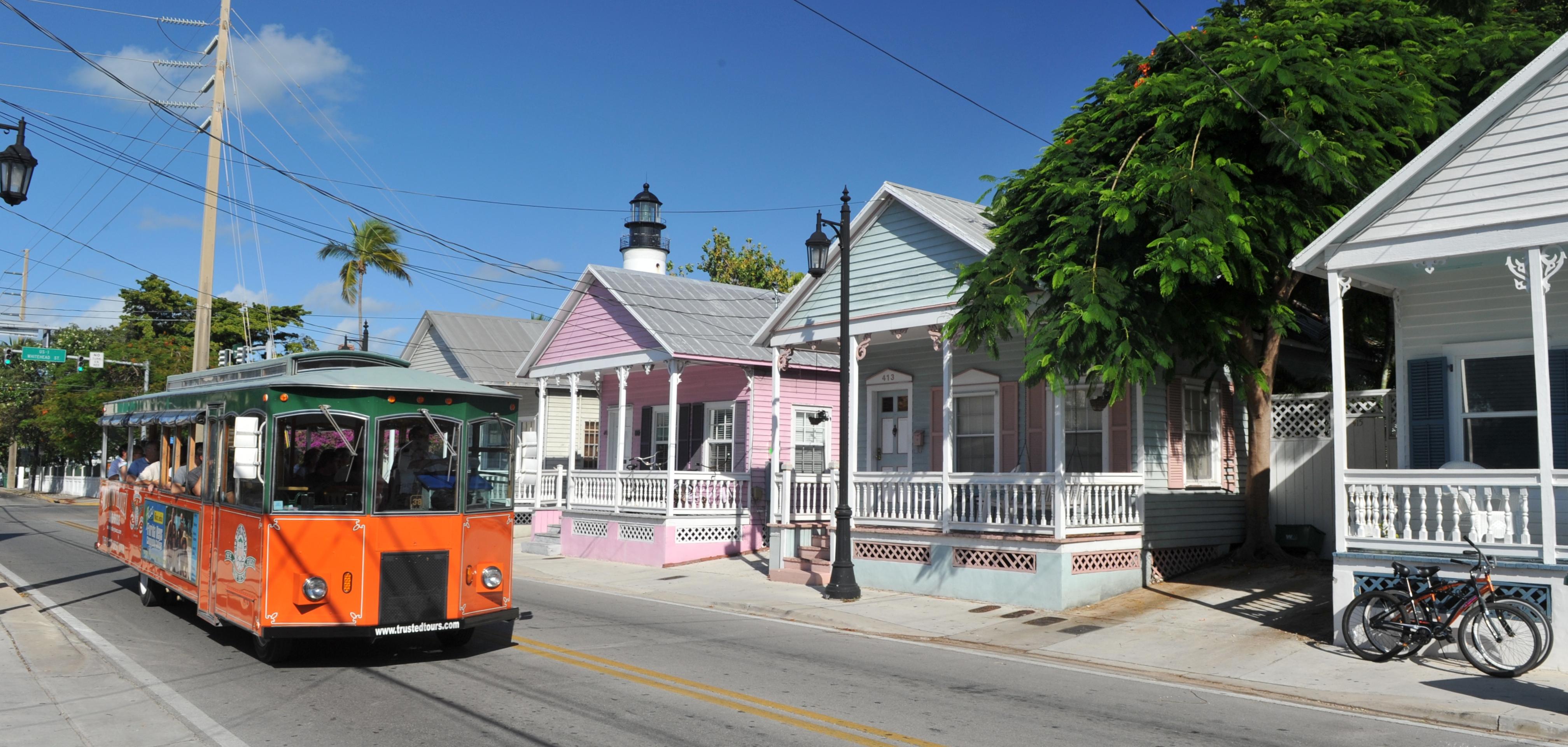 Tour de Key West en trolley bus – Arrêts multiples – Pass valable 2 jours