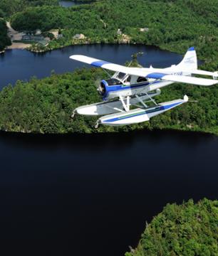 Flight over La Mauricie National Park in Seaplane – Departing from Trois-Rivières