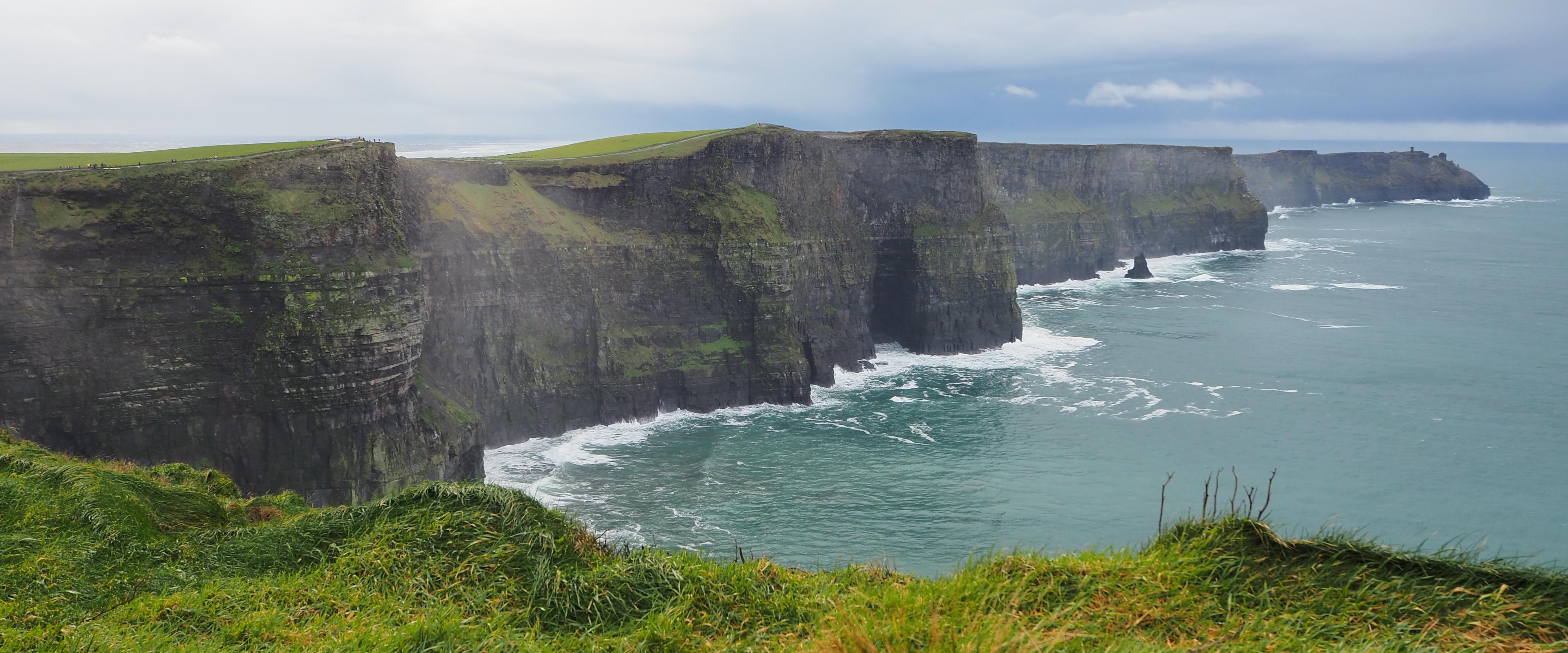 Excursion to the Cliffs of Moher – Boat Tour Included – Departing from Dublin