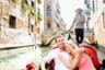 Soirée romantique à Venise : balade en gondole privée et dîner aux chandelles