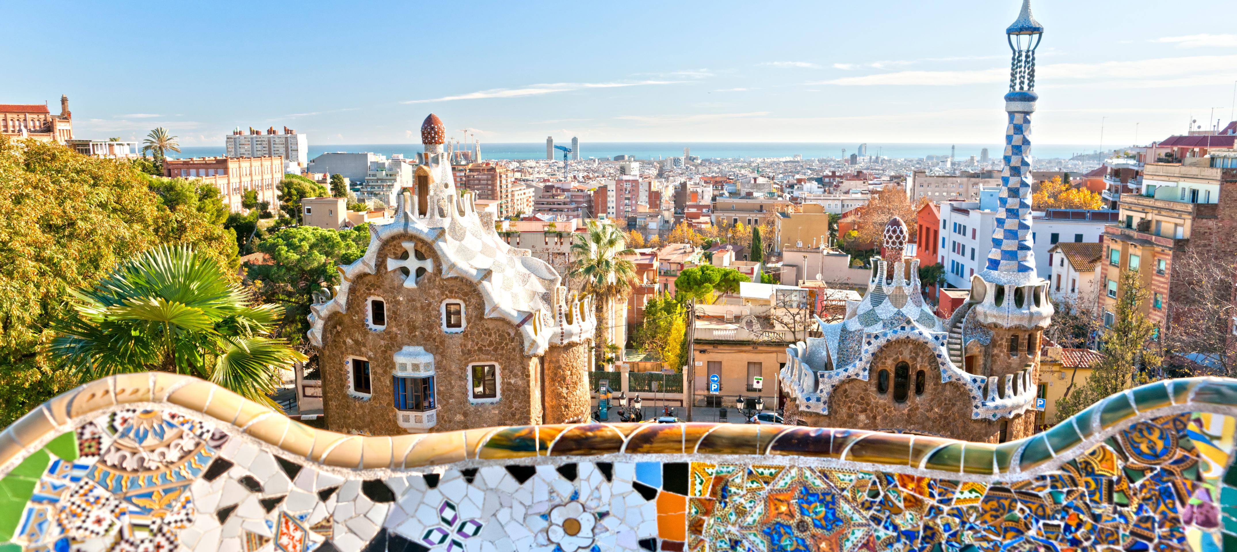 Guided Walking Tour of Guell Park – Priority access