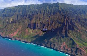 Helicopter flight: whole tour of the island with Waimea Canyon and Na Pali Coast (50 min) - Kauai