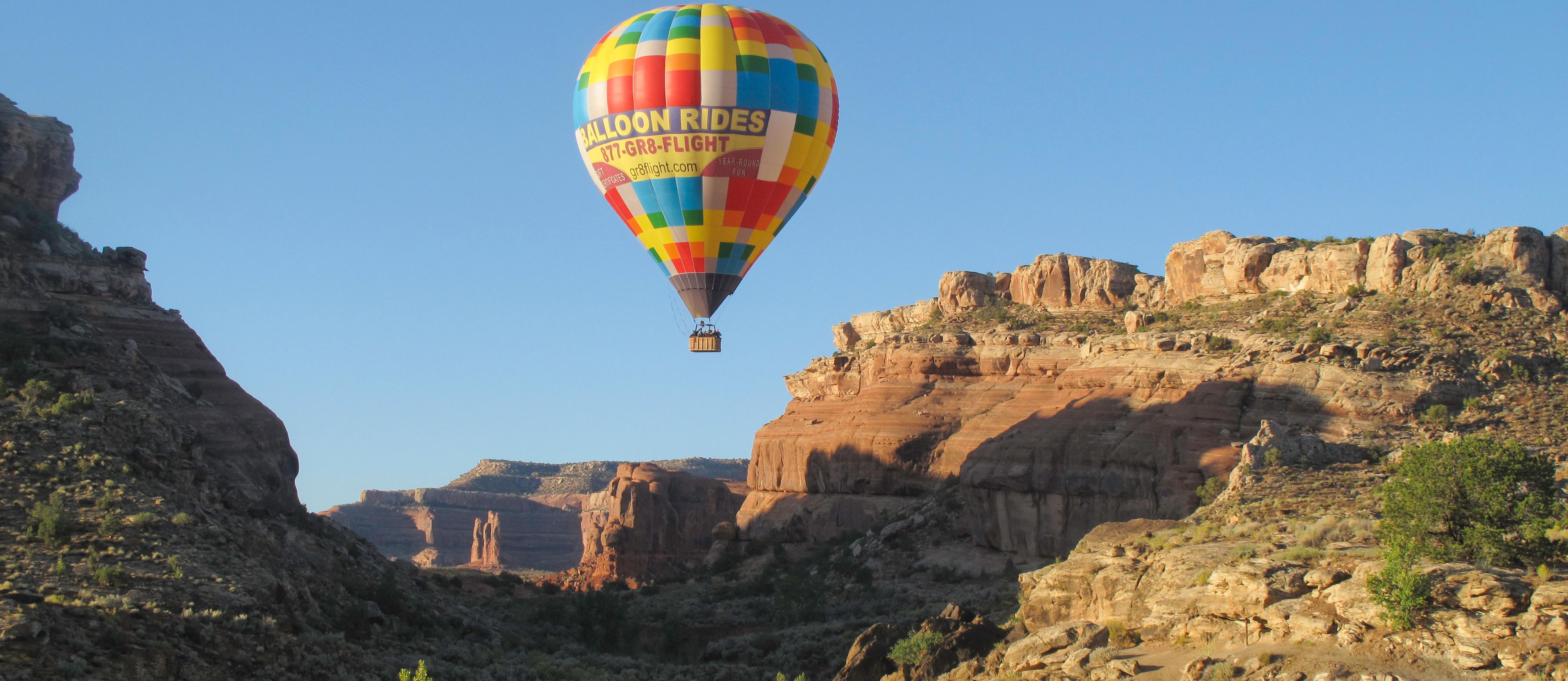 Tour en montgolfière au lever du soleil - Moab