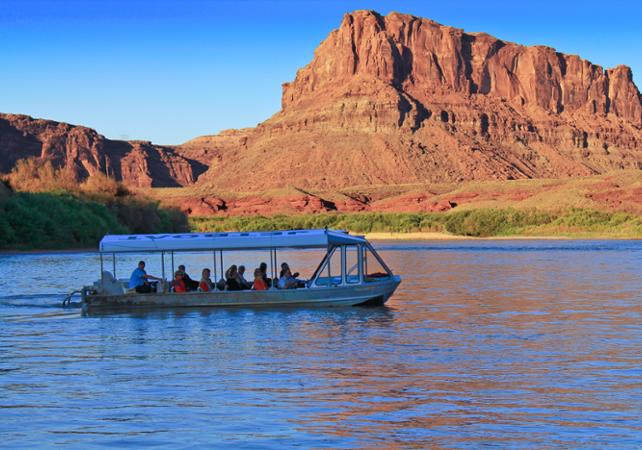 Tour en jet boat au coucher du soleil sur le Colorado avec dîner - Moab