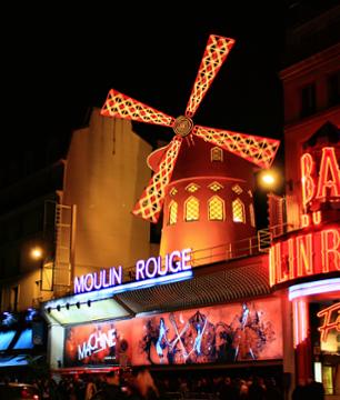 Spectacle Moulin Rouge - Revue 23h - Avec Champagne