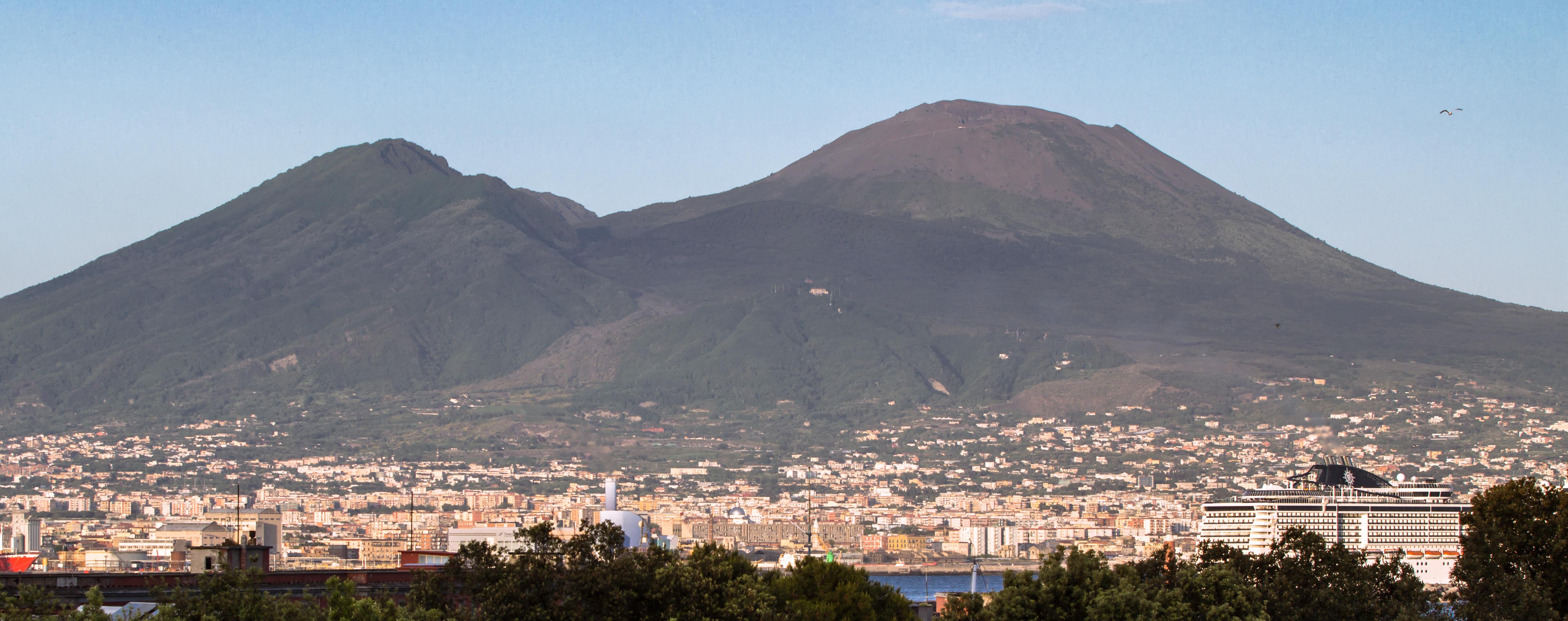Excursion to Vesuvius - leaving from Naples