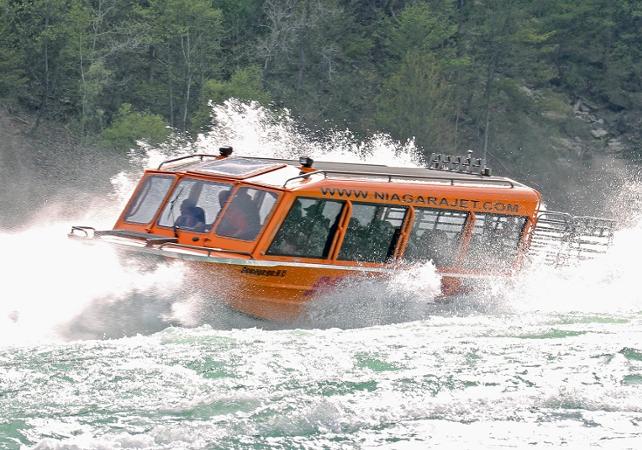 Croisière extrême en jet-boat sur  la rivière Niagara – Départ côté américain