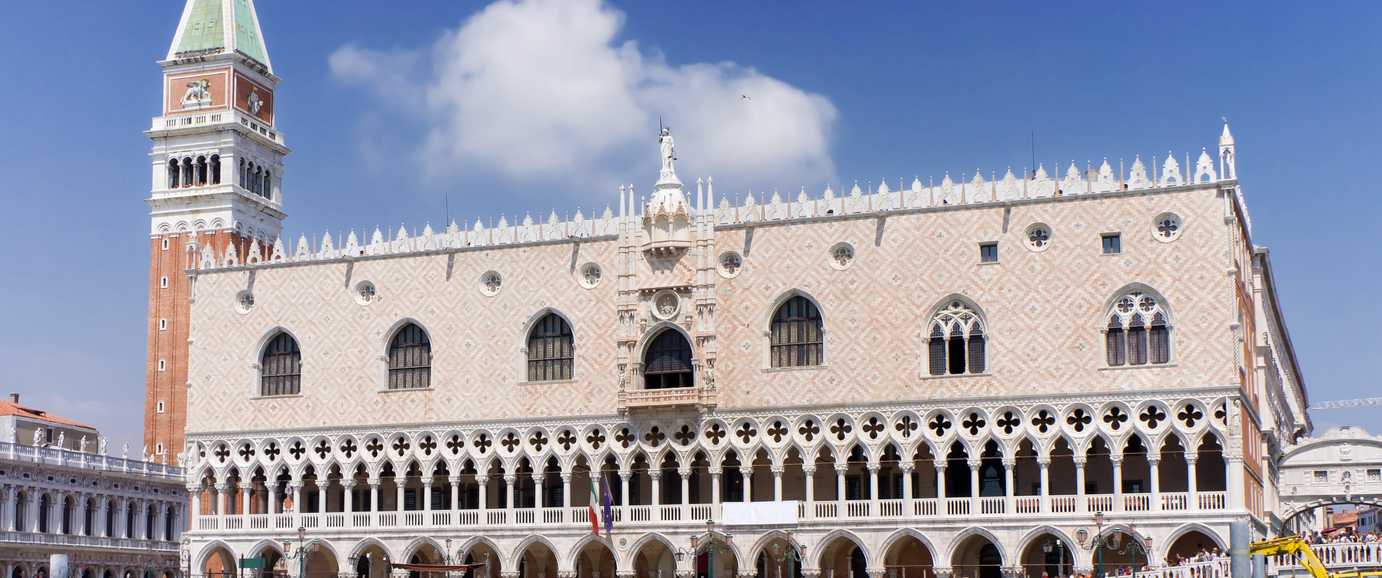 Visite audio-guidée de la Place Saint-Marc à Venise: Billet coupe-file pour le Palais des Doges inclus!