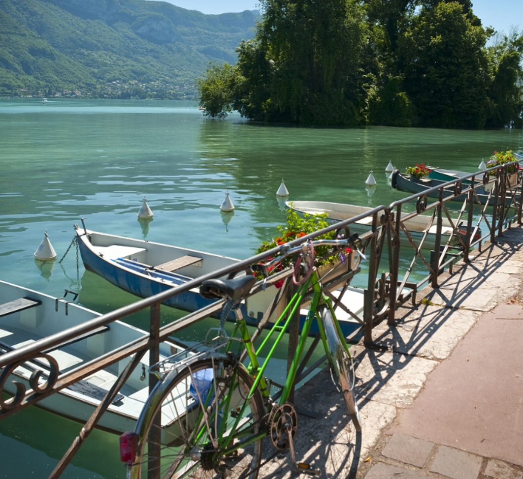 Bike hire in Annecy - 8 hours