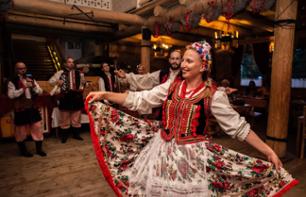A traditional evening in Krakow: Dinner & Folk Show